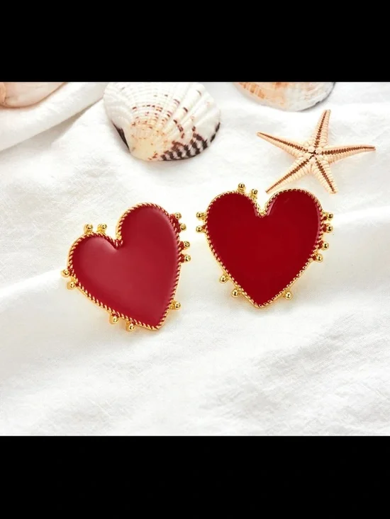 Vintage Little Queen Gold Stud Red Heart Drop Earrings ❤️✨ - Picture 2 of 3